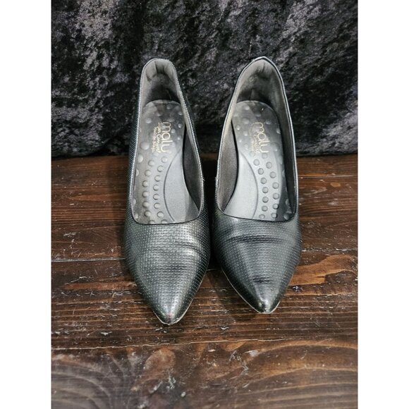 Malu Pointed-Toe Black Super Comfort Pumps/Sz. 8 - Picture 5 of 8